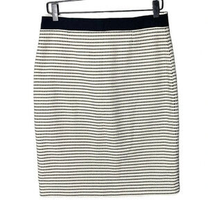 Brooks Brothers Women’s Embroidered / Textured Pencil Skirt Size 8